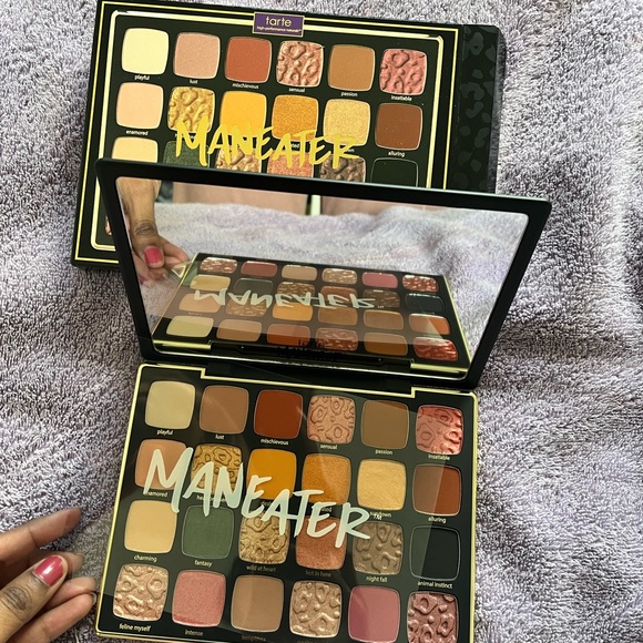 Tarte Maneater eyeshadow palette - Picture 13 of 13